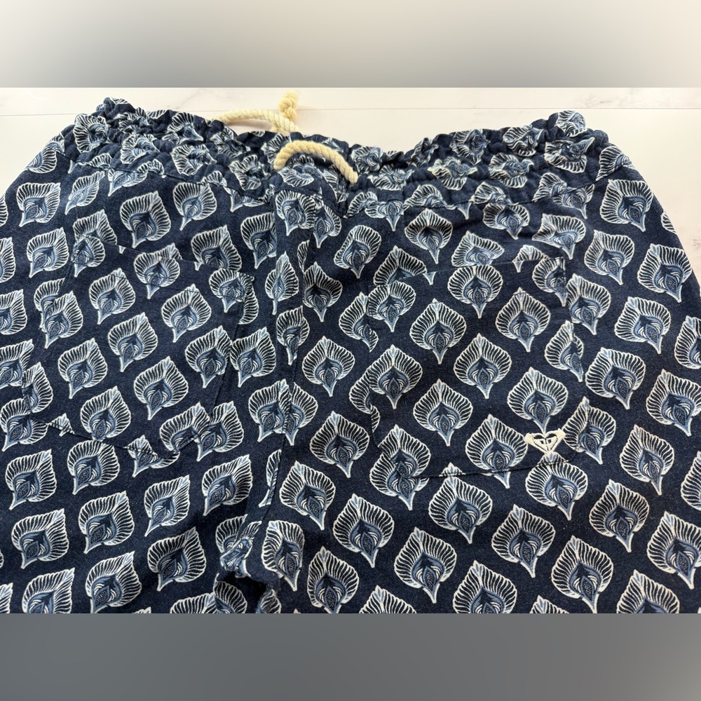 Roxy Navy And White Patterned Drawstring Pants - image 5